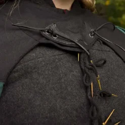 Epic Armoury Cape Tirion Vert-noir -Tudor Soldes Magasin cape tirion vert noir 5