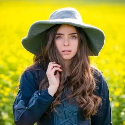 Leonardo Carbone Chapeau à Bords Historiques 9 Leonardo Carbone Chapeau à Bords Historiques -Tudor Soldes Magasin chapeau a bords historiques 4