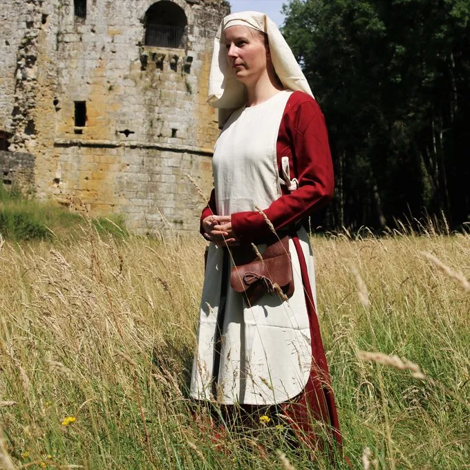 Leonardo Carbone Robe Marie, Rouge 2 Leonardo Carbone Robe Marie, Rouge – Image 2