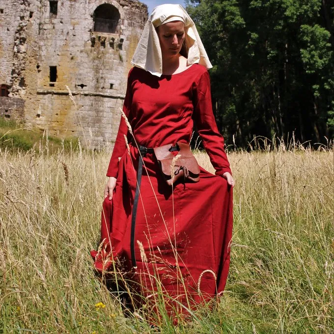 Leonardo Carbone Robe Marie, Rouge 4 Leonardo Carbone Robe Marie, Rouge – Image 4